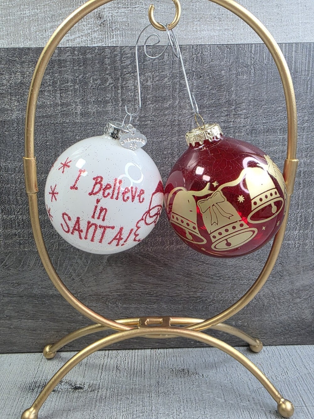 Vintage Bronner's Christmas Ornaments 3" Bulbs Red White Hand Decorated 40c2